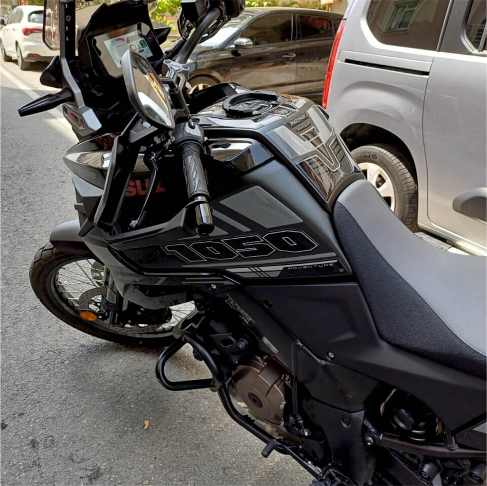 V-Strom 1050 DE Full Tankpad Set (Siyah&Gri) Full Set